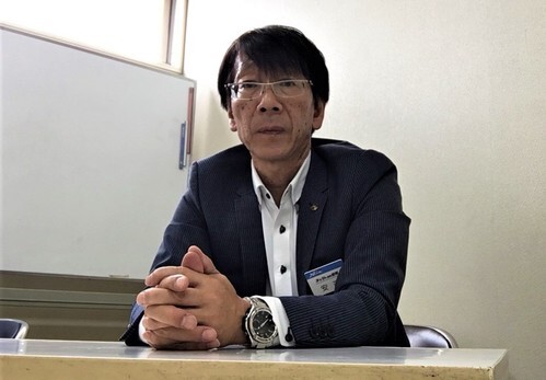 安達